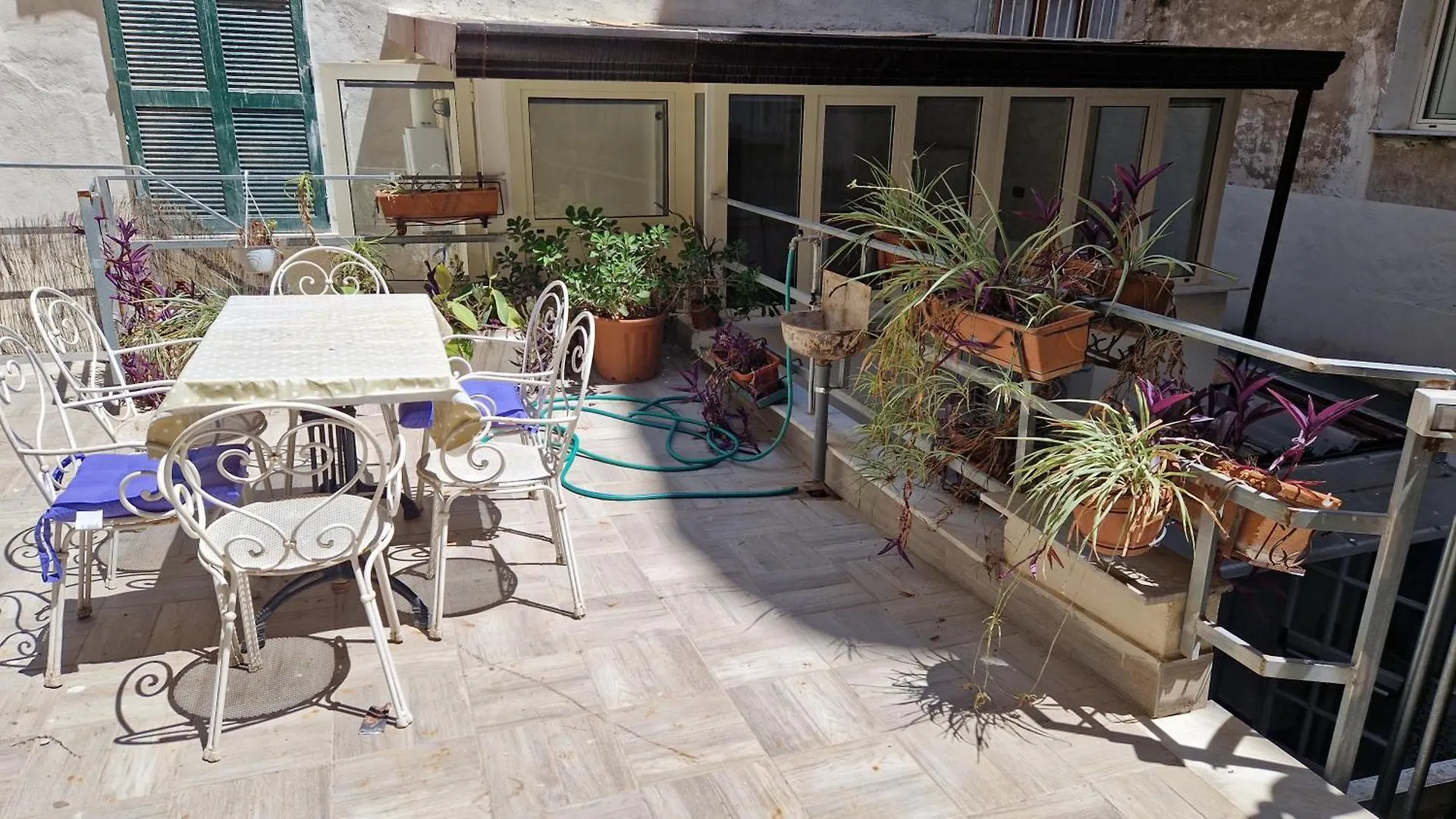 Tribunali Apartments نابولي 0*,  إيطاليا