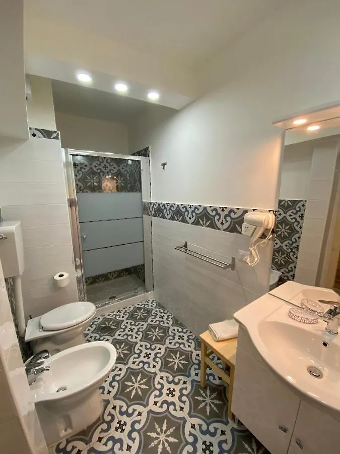 Tribunali Apartments نابولي بيت ضيافة